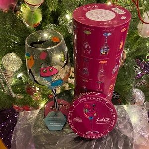NWT LOLITA SHOPAHOLIC WINE GLASS